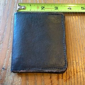 Minimalist wallet w/zipper pocket